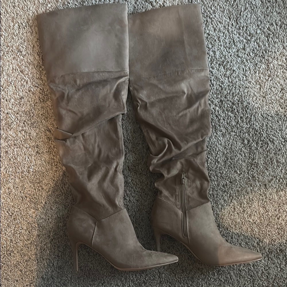 Shoe Dazzle Gray Over the Knee Boots Suede